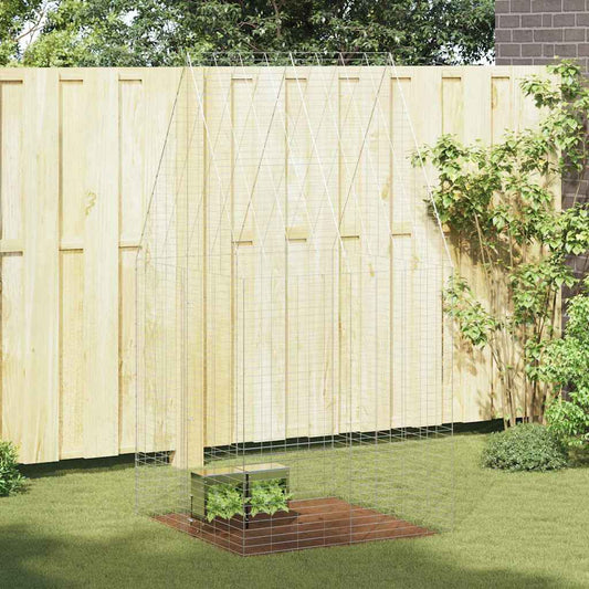 Hasenkäfig vidaXL Silber, verzinkter Stahl, 100 × 100 × 210 cm im Garten vor Holzzaun